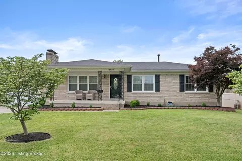 7028 Uranus Dr, Louisville, KY 40258