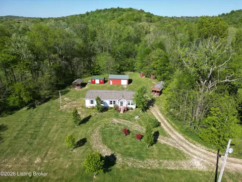 1020 Edgar Basham Ln, Irvington, KY 40146