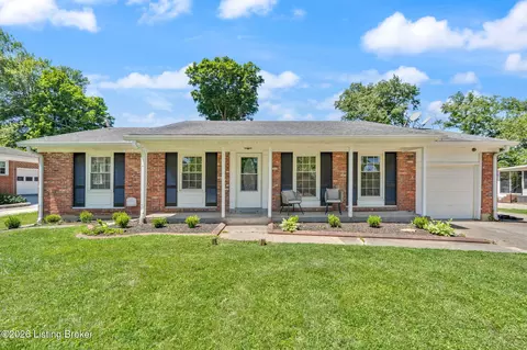 6510 Ridge Cliff Rd, Louisville, KY 40228