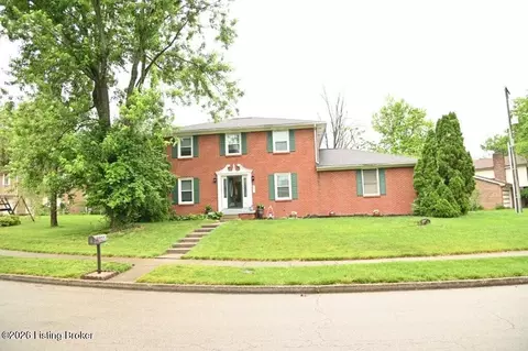 3217 Yellowstone Pkwy, Lexington, KY 40517