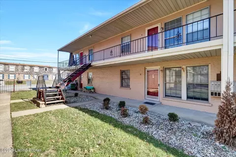 1962 Goldsmith Ln #3, Louisville, KY 40218
