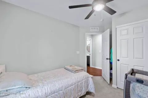 Bedroom - 139 Ruby Farm Dr, Mount Washington, KY 40047 photo 5 of 7