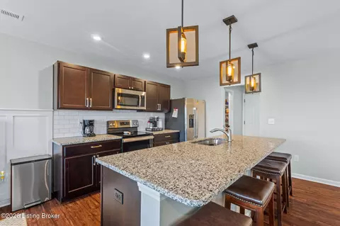 Kitchen - 139 Ruby Farm Dr, Mount Washington, KY 40047 photo 3 of 3