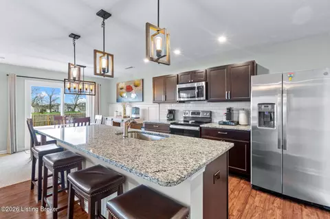 Kitchen - 139 Ruby Farm Dr, Mount Washington, KY 40047 photo 1 of 3