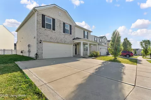 11723 Trottingham Cir, Louisville, KY 40299