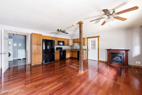 1 Bowman Lane, Taylorsville, KY 40071