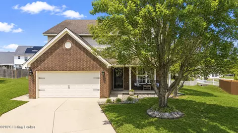 9510 Deer Trail Pl, Louisville, KY 40228