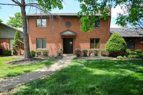 6481 Marina Dr, Prospect, KY 40059