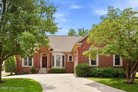 8011 Cedar Glen Ln, Louisville, KY 40291