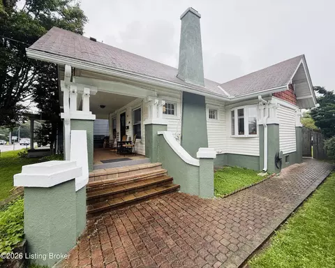 115 Cannons Ln, Louisville, KY 40206