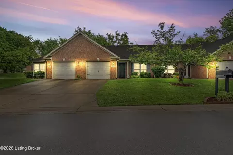 5803 Shepherd Crossing Dr, Louisville, KY 40219