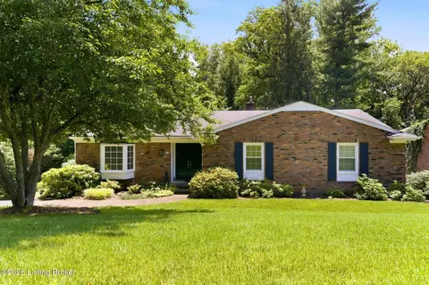 7814 Crown Top Rd, Louisville, KY 40241
