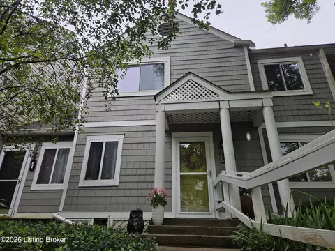 59 Lake Ave, Louisville, KY 40206