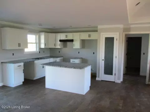 Kitchen - 1649 Bearwallow Rd, Springfield, KY 40069 photo 1 of 1