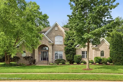 3600 Oak Vista Plc, Louisville, KY 40245