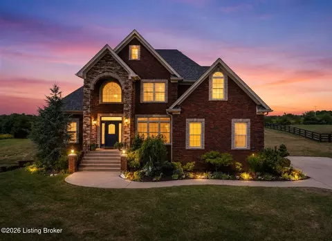 215 Grape Vineyard Way, Fisherville, KY 40023
