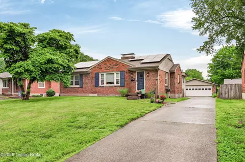 2617 Meadow Dr, Louisville, KY 40220