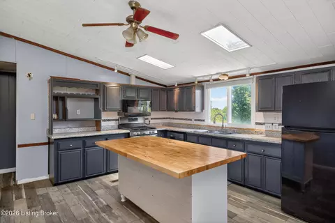 957 Cane Run Rd, Springfield, KY 40069 photo 10