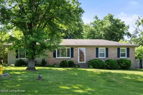 3701 Wiano Dr, Crestwood, KY 40014