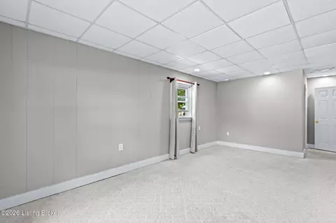 Other - 330 Stringer Ln, Mount Washington, KY 40047 photo 6 of 9
