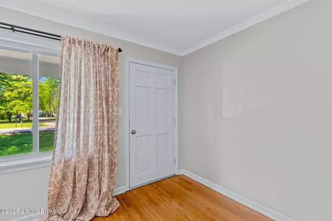 Entry Way - 330 Stringer Ln, Mount Washington, KY 40047 photo 1 of 4