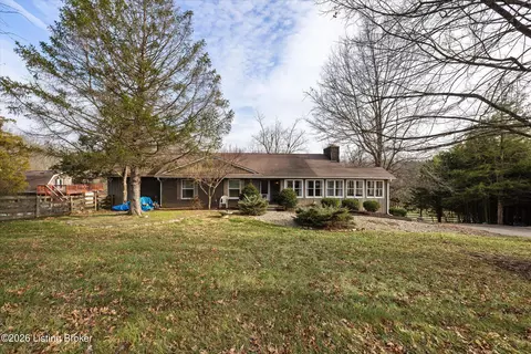 1405 Robertson Dr, Crestwood, KY 40014