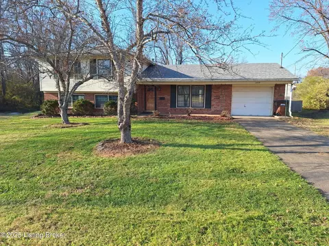 2508 Rhett Ct, Louisville, KY 40242