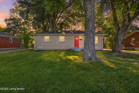 8105 Devonshire Dr, Louisville, KY 40258