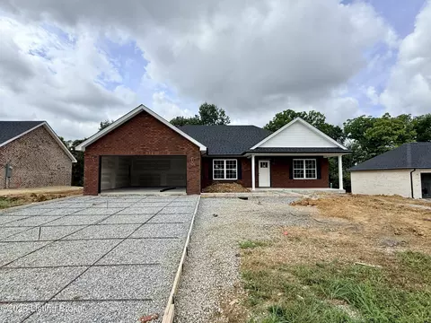 211 Tulip Dr, Bardstown, KY 40004