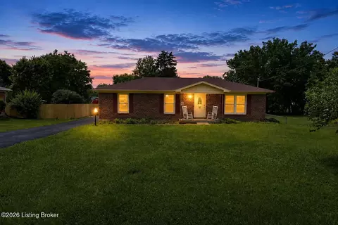 256 Lincoln Dr, Mount Washington, KY 40047