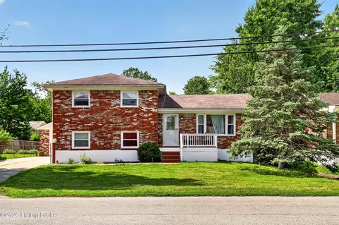 4308 Shady Villa Dr, Louisville, KY 40219