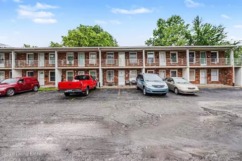4501 S 6th St #76, Louisville, KY 40214