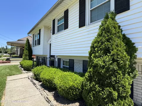 2013 Beech St, Louisville, KY 40210