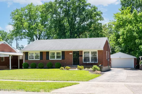 3720 Glen Oak Dr, Louisville, KY 40218