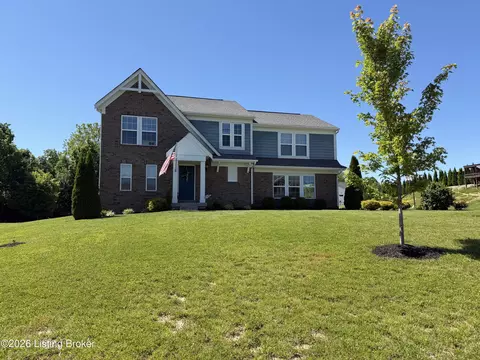1002 Heron Cv, La Grange, KY 40031