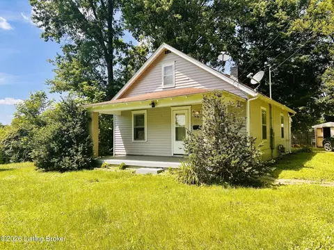 2315 Upper Hunters Trce, Louisville, KY 40216