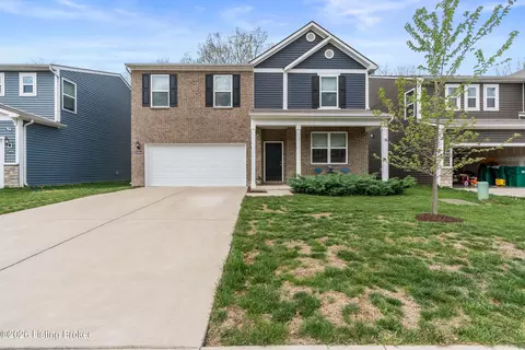 12034 Wooden Trace Dr, Louisville, KY 40229