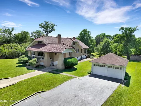 7902 Cedar Creek Rd, Louisville, KY 40291