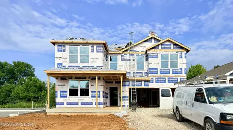 8108 Cedar Pointe Dr, Louisville, KY 40229