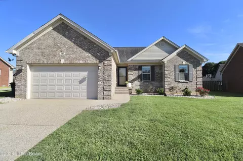 145 Glen Ridge Dr, Mount Washington, KY 40047