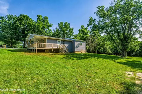 400 Maple Ct, La Grange, KY 40031
