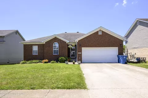 5015 Black Falcon Way, Shelbyville, KY 40065