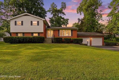 5201 Cool Brook Rd, Louisville, KY 40291