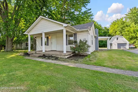 3613 Mud Ln, Louisville, KY 40229