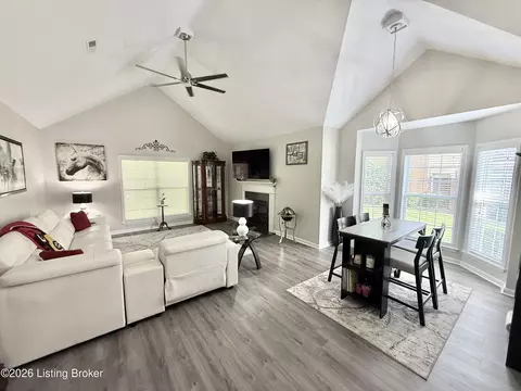 510 Eastgate Village Wynde, Louisville, KY 40223