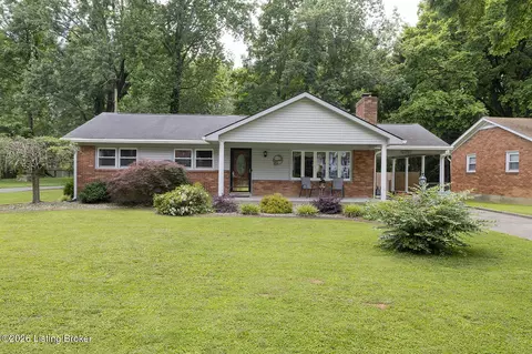 10220 Starlight Way, Louisville, KY 40272