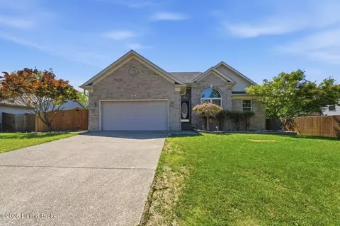 7317 Quindero Run Rd, Louisville, KY 40228