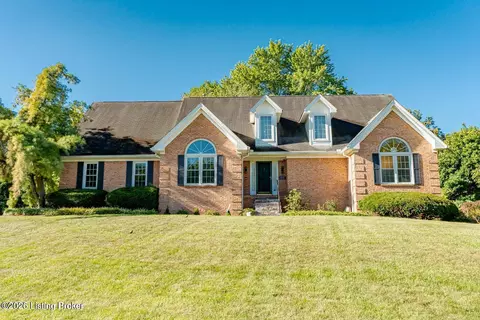 1510 Saint Andrews Dr, Shelbyville, KY 40065