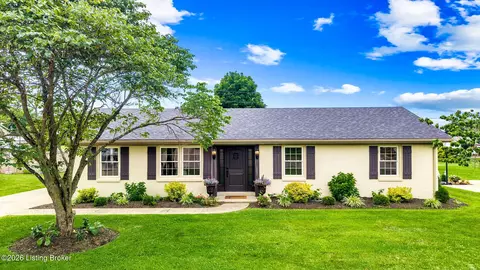 714 Westland Dr, Lebanon, KY 40033