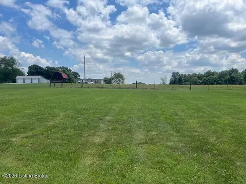 Exterior - 210 Spencer Hamilton Rd, Loretto, KY 40037 photo 1 of 2